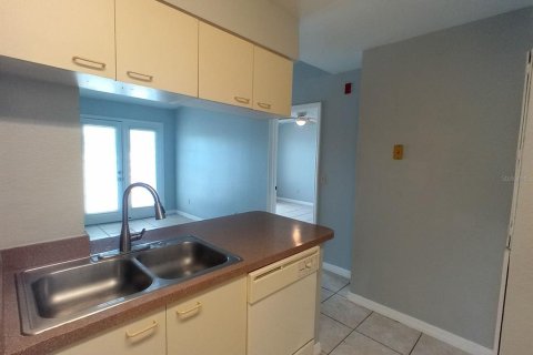 Condo in Orlando, Florida, 1 bedroom  № 1910427 - photo 8