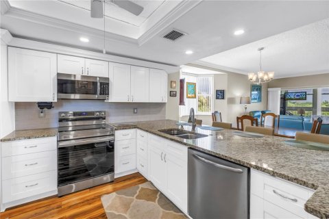 Condominio en venta en Saint Petersburg, Florida, 3 dormitorios, 142.98 m2 № 1824836 - foto 3