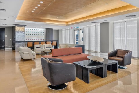 Copropriété à louer à Miami, Floride: 1 chambre, 74.88 m2 № 2274416 - photo 27
