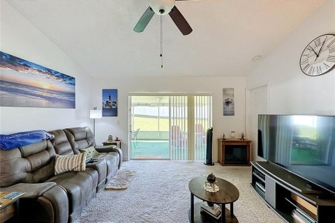 Villa ou maison à vendre à Davenport, Floride: 3 chambres, 117.61 m2 № 2422659 - photo 12