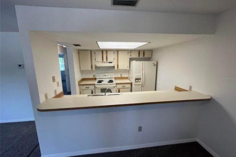 Condo in Titusville, Florida, 2 bedrooms  № 1245867 - photo 10