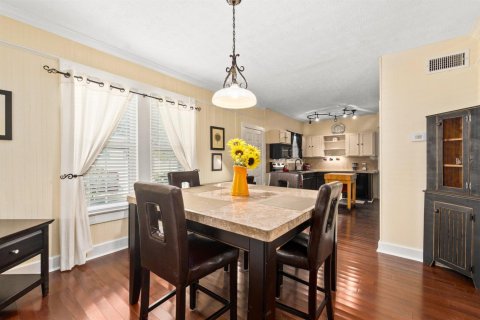 House in St. Lucie, Florida 3 bedrooms, 174.66 sq.m. № 2246575 - photo 18