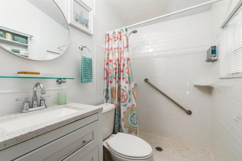 House in St. Lucie, Florida 3 bedrooms, 174.66 sq.m. № 2246575 - photo 26
