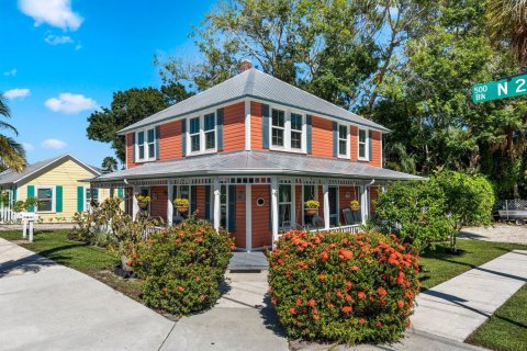 House in St. Lucie, Florida 3 bedrooms, 174.66 sq.m. № 2246575 - photo 6
