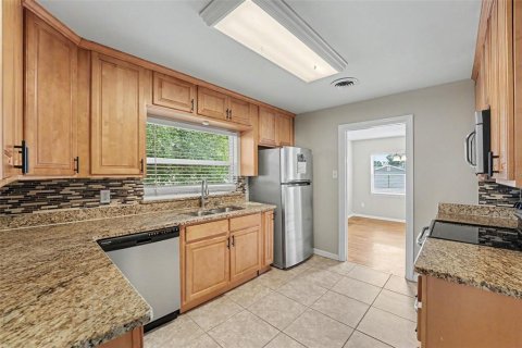 Villa ou maison à vendre à Lakeland, Floride: 3 chambres, 174.01 m2 № 2266727 - photo 7