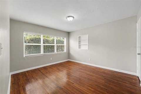 Villa ou maison à vendre à Lakeland, Floride: 3 chambres, 174.01 m2 № 2266727 - photo 11