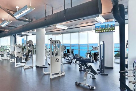Apartamento en alquiler en Miami, Florida, 2 dormitorios, 127 m2 № 2077392 - foto 16