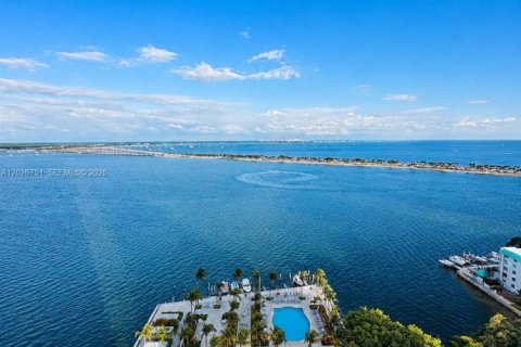 Apartamento en alquiler en Miami, Florida, 2 dormitorios, 127 m2 № 2077392 - foto 9