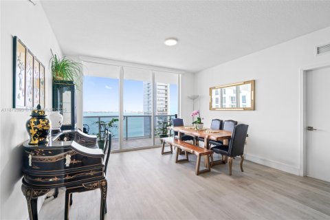 Condo in Miami, Florida, 3 bedrooms  № 1920490 - photo 6