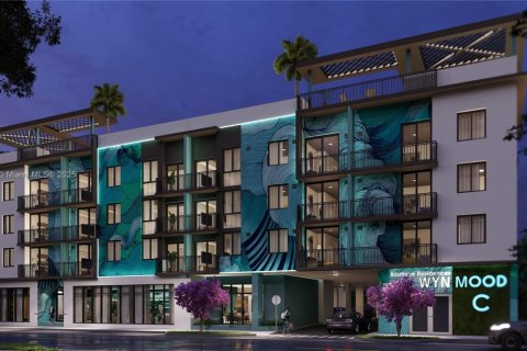 Propiedad comercial en venta en Miami, Florida № 1942407 - foto 2