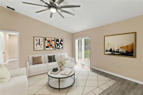 Villa ou maison à vendre à Orlando, Floride: 3 chambres, 145.02 m2 № 2428670 - photo 10