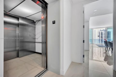 Appartement à louer à Sunny Isles Beach, Floride: 2 chambres, 126.44 m2 № 1948185 - photo 10