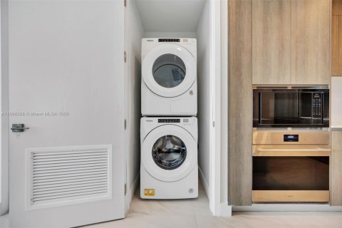 Appartement à louer à Sunny Isles Beach, Floride: 2 chambres, 126.44 m2 № 1948185 - photo 22