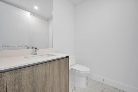 Appartement à louer à Sunny Isles Beach, Floride: 2 chambres, 126.44 m2 № 1948185 - photo 21