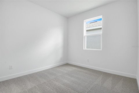 Casa en venta en Tavares, Florida, 4 dormitorios, 190.54 m2 № 1757875 - foto 14