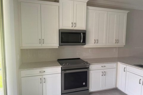 House in Nokomis, Florida 2 bedrooms, 143.44 sq.m. № 2231890 - photo 5