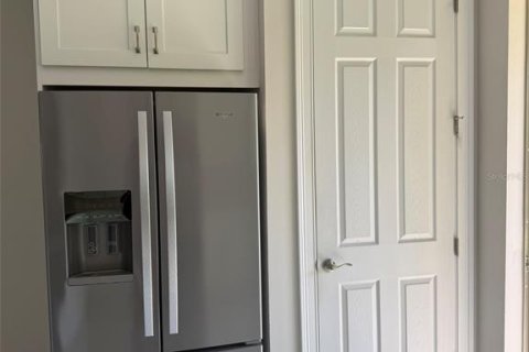 House in Nokomis, Florida 2 bedrooms, 143.44 sq.m. № 2231890 - photo 4