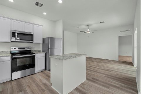 Villa ou maison à vendre à Astatula, Floride: 3 chambres, 130.16 m2 № 1851659 - photo 4