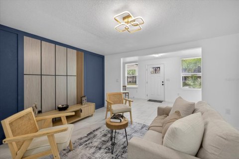 Casa en venta en Tampa, Florida, 3 dormitorios, 106.84 m2 № 2099822 - foto 15
