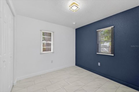 Casa en venta en Tampa, Florida, 3 dormitorios, 106.84 m2 № 2099822 - foto 30