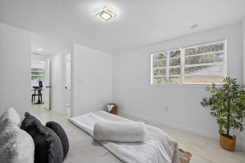 Casa en venta en Tampa, Florida, 3 dormitorios, 106.84 m2 № 2099822 - foto 27