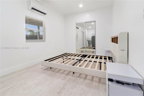 Immobilier commercial à louer à Homestead, Floride: 106.28 m2 № 1964526 - photo 2