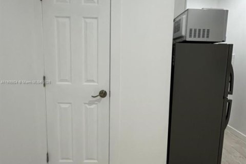 Immobilier commercial à louer à Homestead, Floride: 106.28 m2 № 1964526 - photo 19