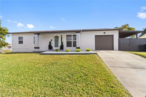 Immobilier commercial à louer à Homestead, Floride: 106.28 m2 № 1964526 - photo 8