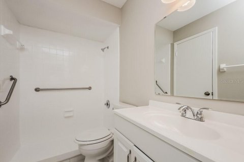 Villa ou maison à louer à Orlando, Floride: 2 chambres, 137.12 m2 № 2389316 - photo 13