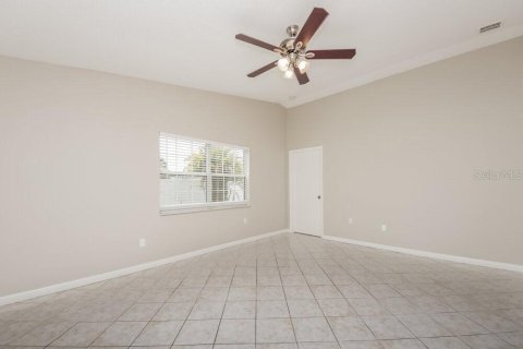 Villa ou maison à louer à Orlando, Floride: 2 chambres, 137.12 m2 № 2389316 - photo 8