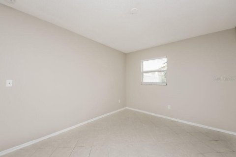Villa ou maison à louer à Orlando, Floride: 2 chambres, 137.12 m2 № 2389316 - photo 11
