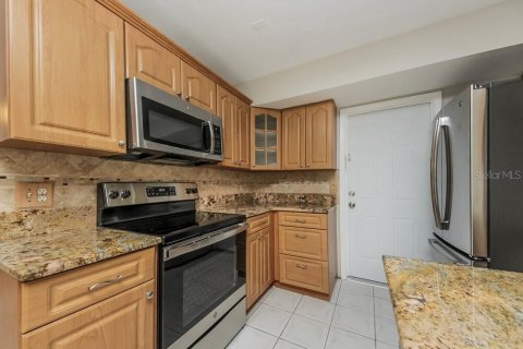Villa ou maison à louer à Orlando, Floride: 2 chambres, 137.12 m2 № 2389316 - photo 6