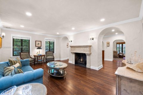Villa ou maison à vendre à Coral Gables, Floride: 5 chambres, 314.57 m2 № 2402315 - photo 24