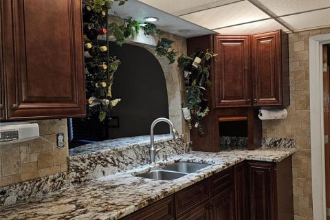 Купить виллу или дом в Раскин, Флорида 3 комнаты, 233.74м2, № 1733541 - фото 2