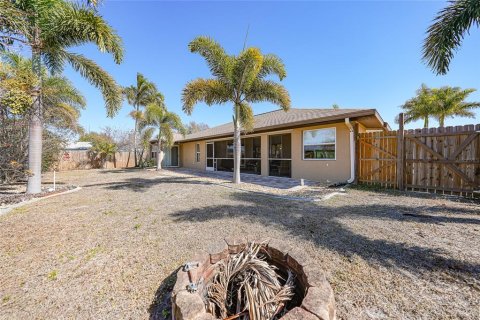 Villa ou maison à vendre à Punta Gorda, Floride: 3 chambres, 212.1 m2 № 2210313 - photo 29