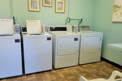 Condo in Sarasota, Florida, 2 bedrooms  № 1884202 - photo 19