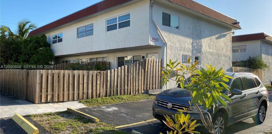 Touwnhouse à Miami, Floride 2 chambres, 99.87 m2 № 2376011