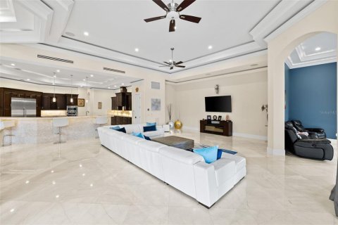 House in Odessa, Florida 5 bedrooms, 638.7 sq.m. № 2122873 - photo 28