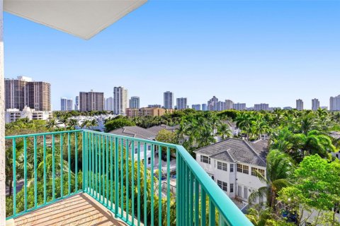 Condo in Aventura, Florida, 3 bedrooms  № 1710414 - photo 3