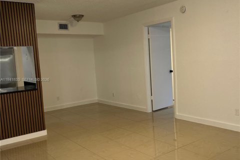 Apartment in Sunrise, Florida 2 bedrooms, 70.61 sq.m. № 1999903 - photo 3