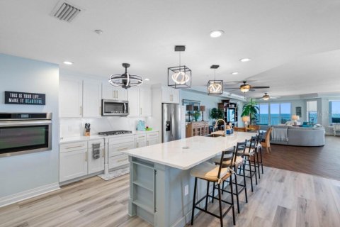 Condominio en venta en Indian Shores, Florida, 4 dormitorios, 311.69 m2 № 2096581 - foto 17