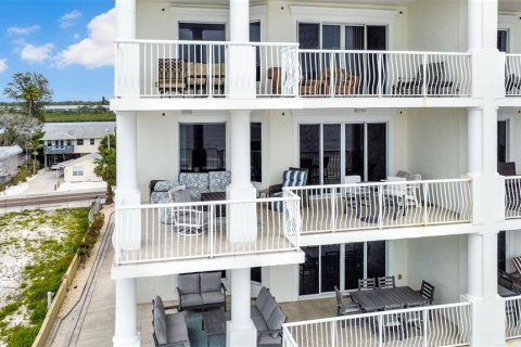 Condominio en venta en Indian Shores, Florida, 4 dormitorios, 311.69 m2 № 2096581 - foto 16