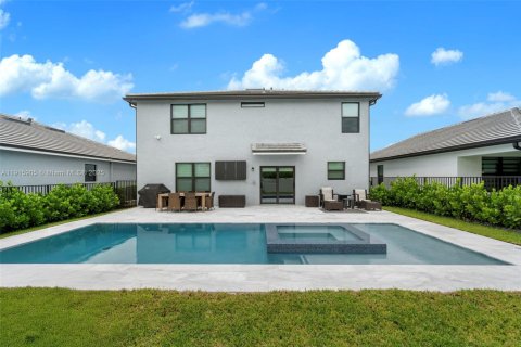 Villa ou maison à louer à Lauderdale Lakes, Floride: 4 chambres, 213.58 m2 № 2084425 - photo 18