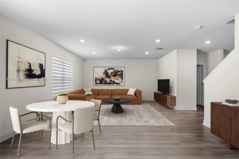 Villa ou maison à louer à Lauderdale Lakes, Floride: 4 chambres, 213.58 m2 № 2084425 - photo 4