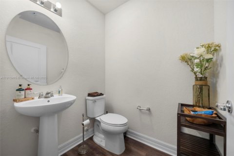 Villa ou maison à louer à Lauderdale Lakes, Floride: 4 chambres, 213.58 m2 № 2084425 - photo 8