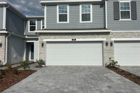 Touwnhouse à louer à Apopka, Floride: 4 chambres, 174.28 m2 № 1850203 - photo 1