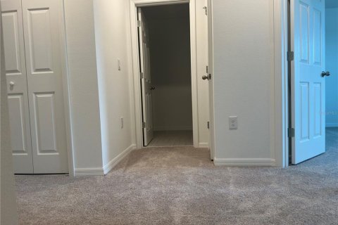 Touwnhouse à louer à Apopka, Floride: 4 chambres, 174.28 m2 № 1850203 - photo 12