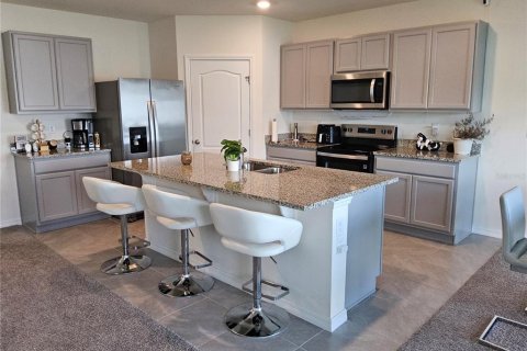 Villa ou maison à louer à Haines City, Floride: 5 chambres, 241.64 m2 № 2408970 - photo 3