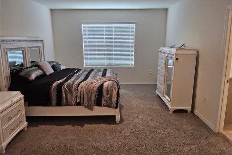 Villa ou maison à louer à Haines City, Floride: 5 chambres, 241.64 m2 № 2408970 - photo 8