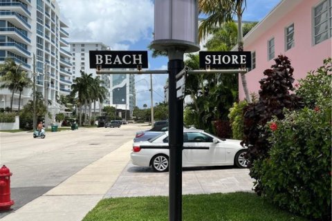Condominio en venta en Fort Lauderdale, Florida, 1 dormitorio, 69.49 m2 № 2177859 - foto 11